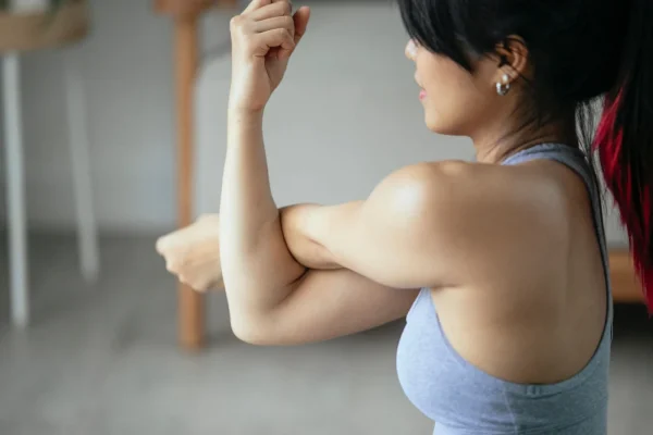 10 Tips Pemanasan Bahu sebelum Latihan Berat
