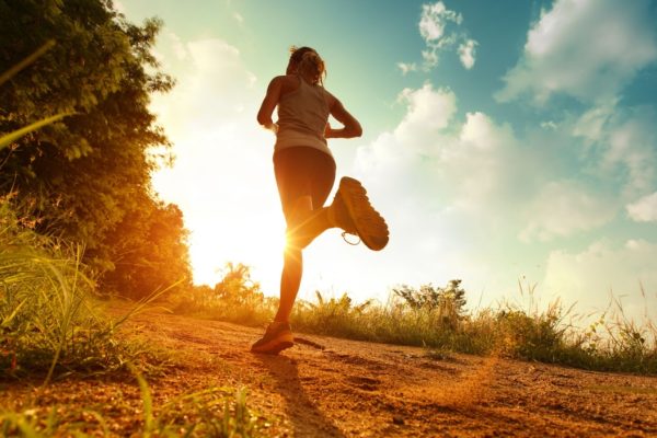 10 Latihan Self-Talk Positif yang Patut Dicoba 10 Latihan Self-Talk Positif yang Patut Dicoba